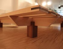 Solide Tischlerarbeit, produziert in Deutschland.